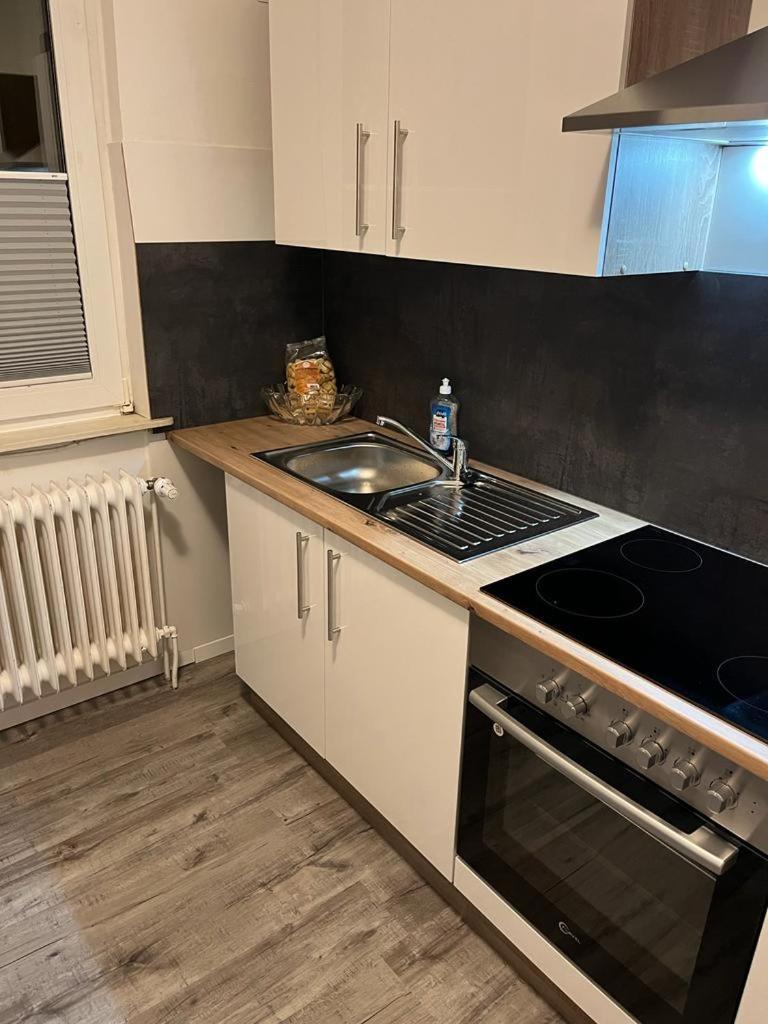 Schoene Ferienwohnung/Pendlerwohnung 울첸 외부 사진