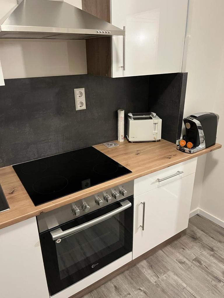 Schoene Ferienwohnung/Pendlerwohnung 울첸 외부 사진