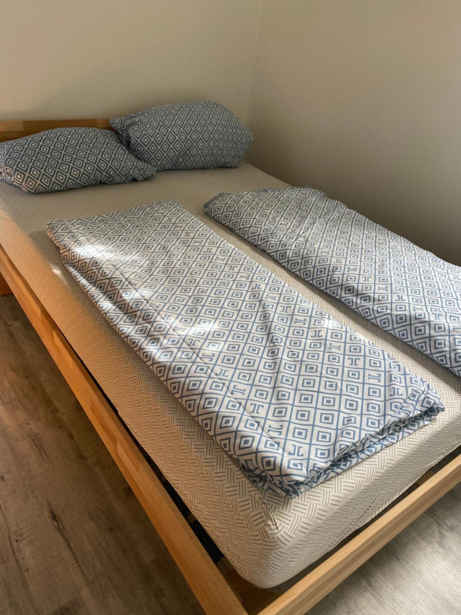 Schoene Ferienwohnung/Pendlerwohnung 울첸 외부 사진