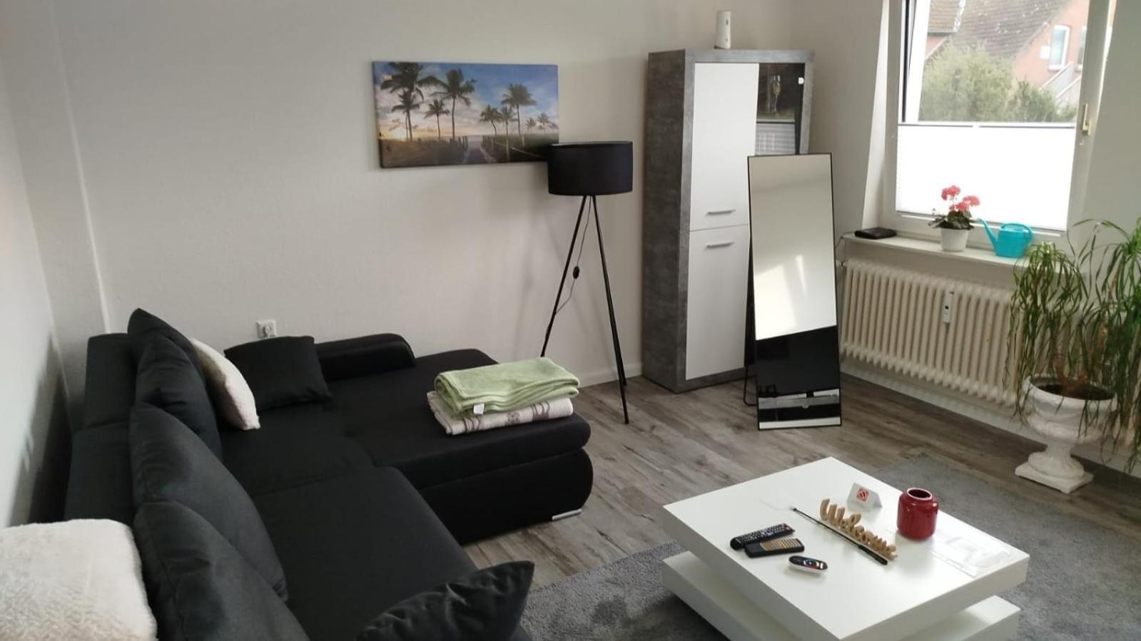 Schoene Ferienwohnung/Pendlerwohnung 울첸 외부 사진