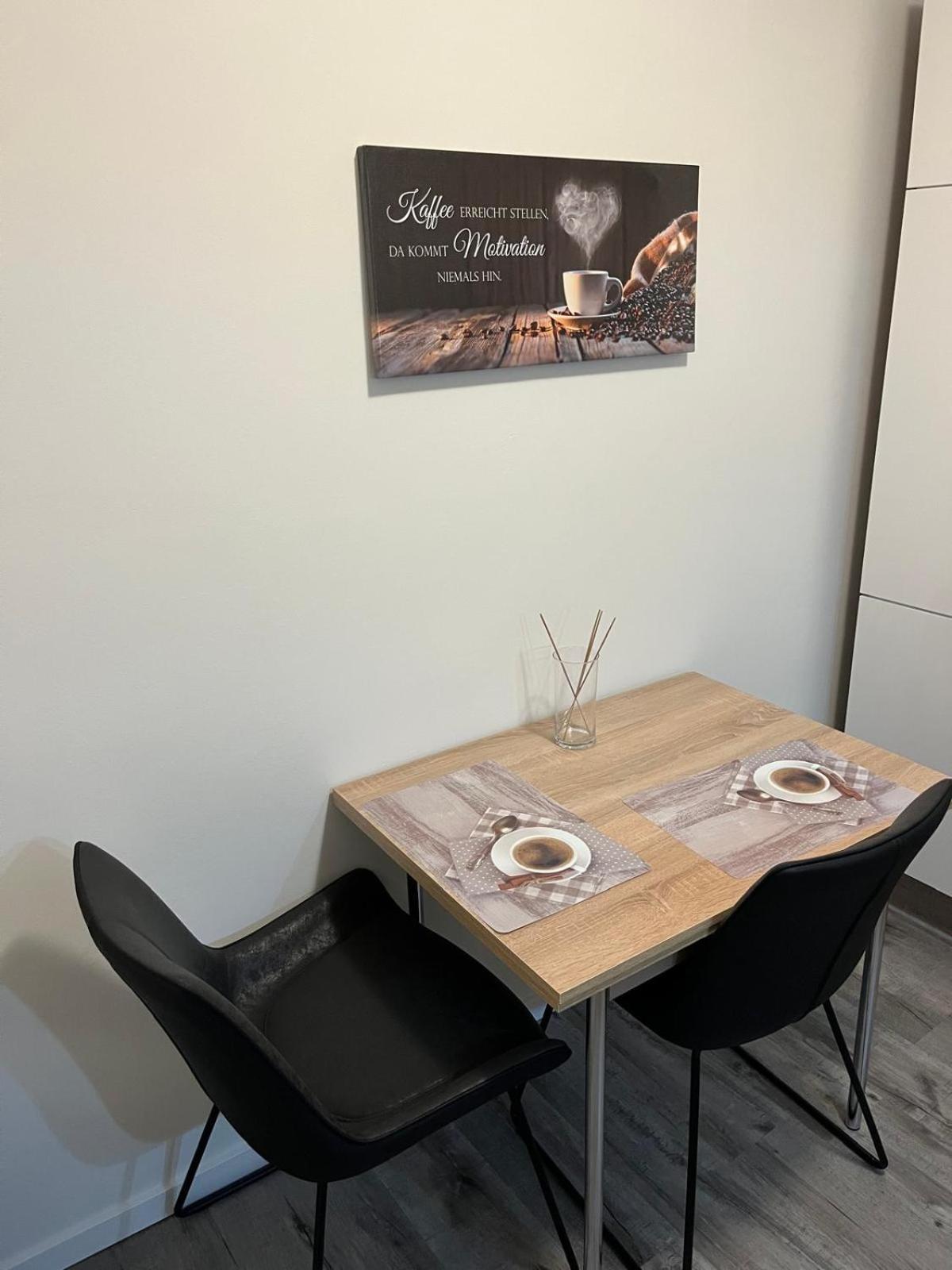 Schoene Ferienwohnung/Pendlerwohnung 울첸 외부 사진